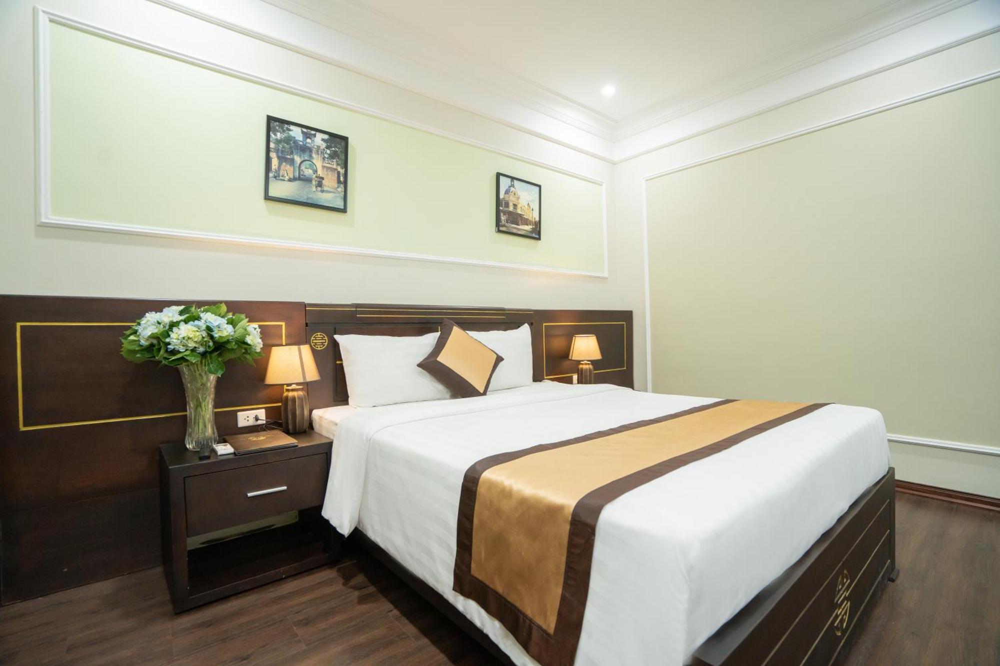 Ha Noi Lake View Hotel & Travel Hanoi Exterior photo
