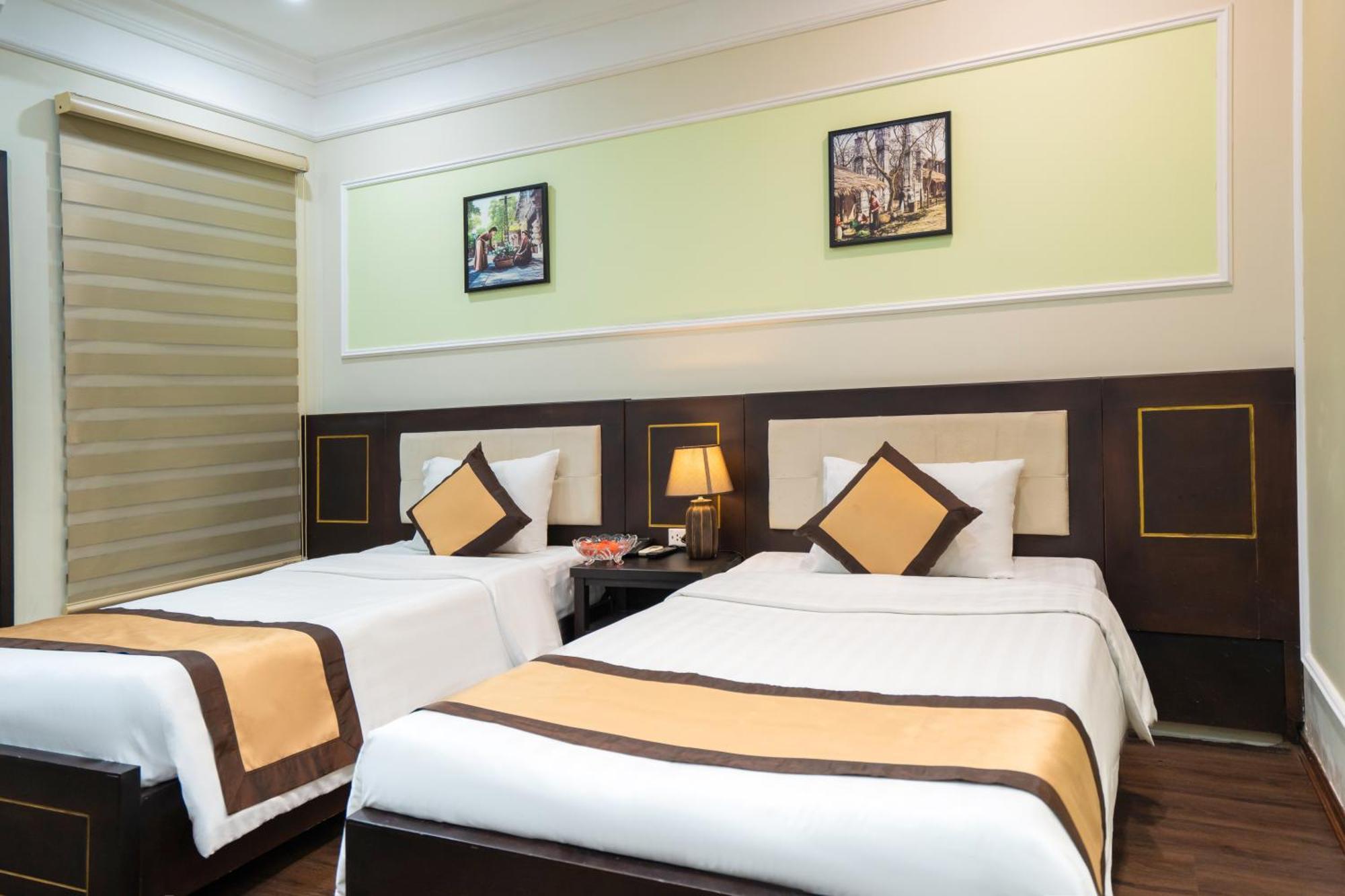Ha Noi Lake View Hotel & Travel Hanoi Exterior photo
